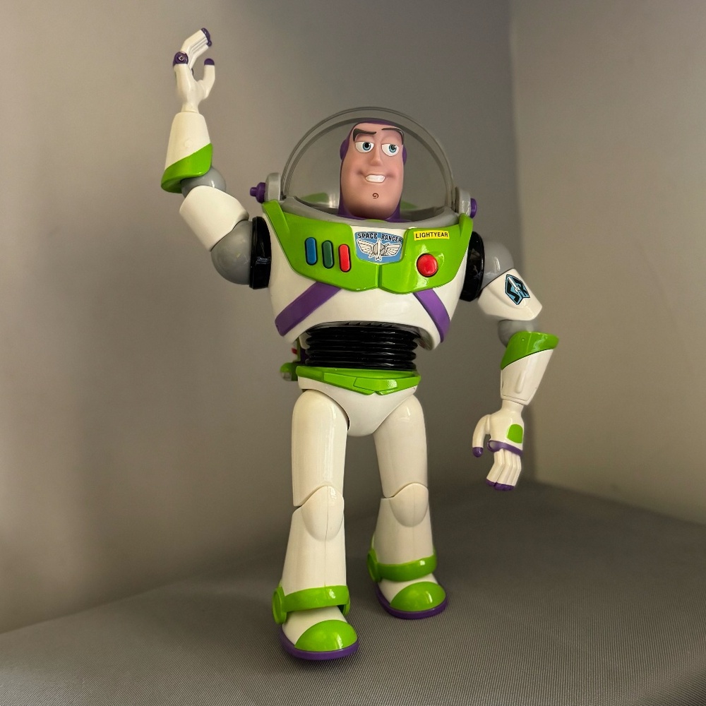 Talking Buzz Lightyear
